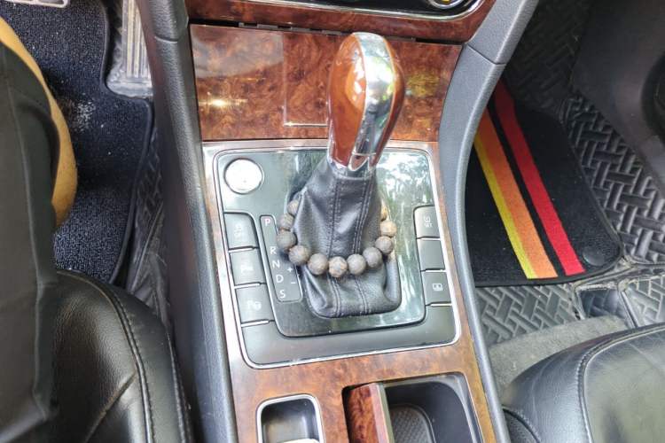 Used Volkswagen Passat 2013 1.8TSI DSG Ultimate Edition Gear Lever