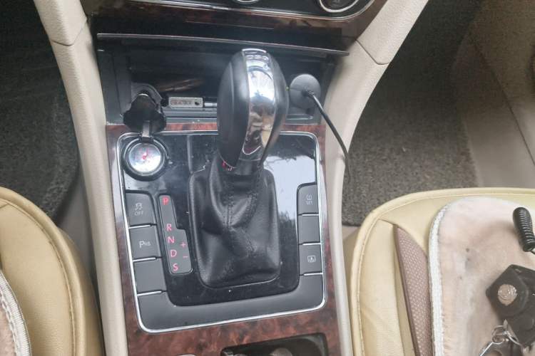 Used Volkswagen Passat 2013 1.8TSI DSG Prestige Edition Gear Lever