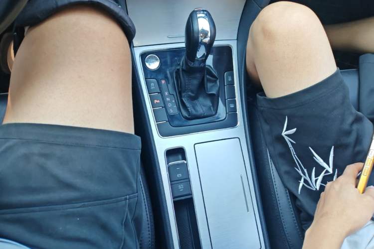 Used Volkswagen Passat 2013 2.0 TSI DSG Prestige Edition Gear Lever