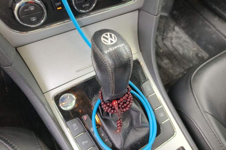 Used Volkswagen Passat 2013 1.8TSI DSG Prestige Edition Gear Lever