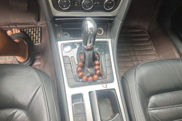 Used Volkswagen Passat 2013 2.0 TSI DSG Prestige Edition Gear Lever