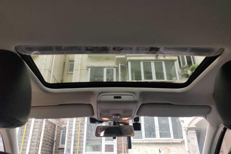 Used Volkswagen Passat 2013 1.8TSI DSG Prestige Edition Headliner
