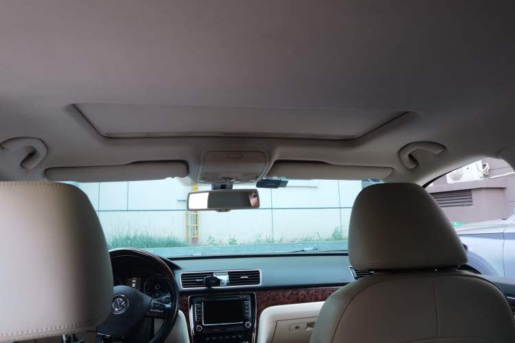 Used Volkswagen Passat 2013 2.0 TSI DSG Ultimate Edition Headliner
