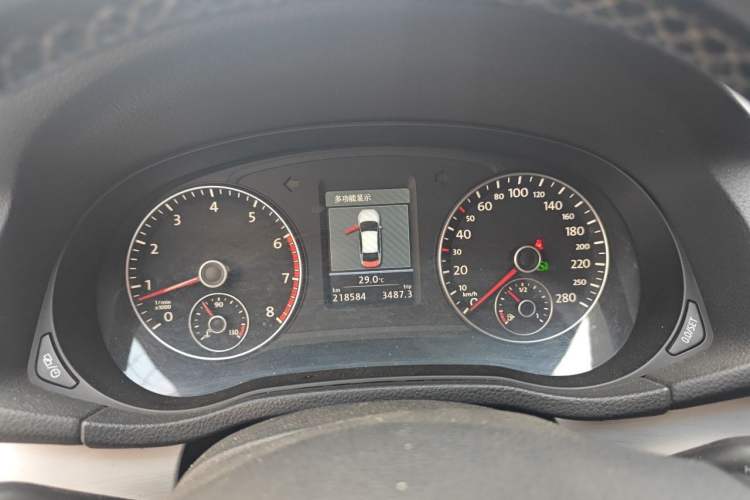 Used Volkswagen Passat 2013 1.8TSI DSG Prestige Edition Instrument Cluster