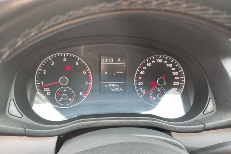 Used Volkswagen Passat 2013 1.8TSI DSG Prestige Edition Instrument Cluster