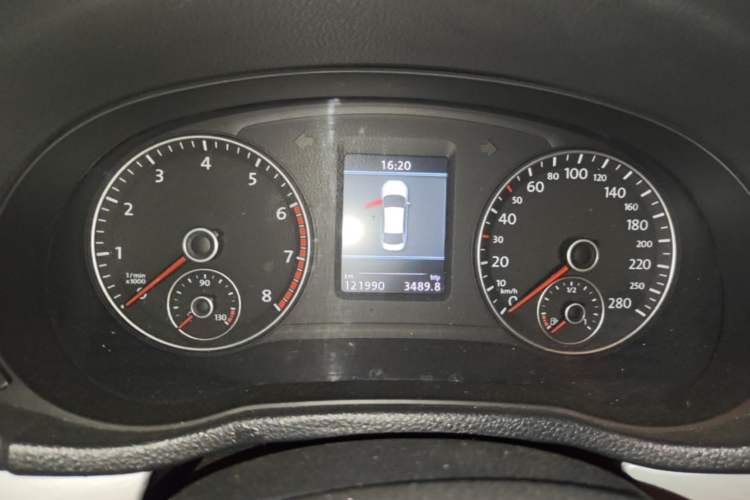 Used Volkswagen Passat 2013 1.8TSI DSG Prestige Edition Instrument Cluster