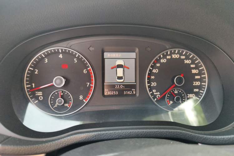 Used Volkswagen Passat 2013 1.8TSI DSG Prestige Edition Instrument Cluster