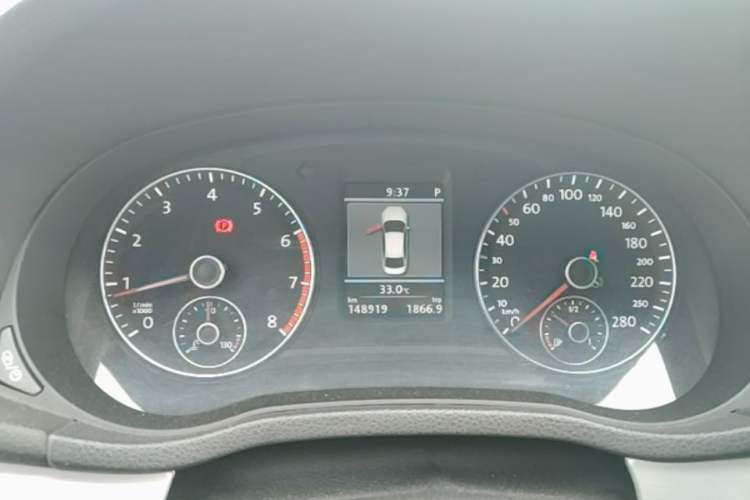 Used Volkswagen Passat 2013 1.8TSI DSG Prestige Edition Instrument Cluster