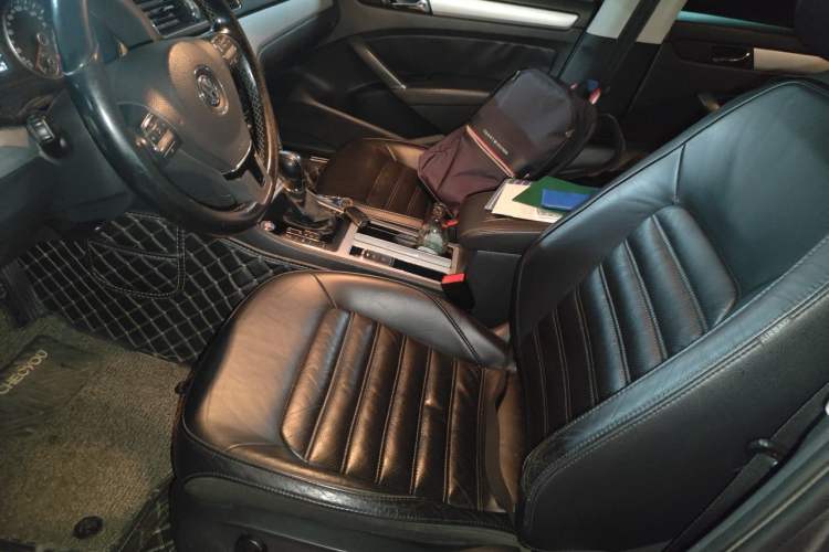 Used Volkswagen Passat 2013 1.8TSI DSG Prestige Edition Left Front Seat