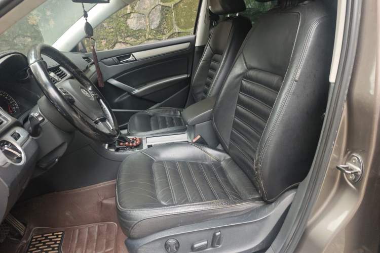 Used Volkswagen Passat 2013 2.0 TSI DSG Prestige Edition Left Front Seat