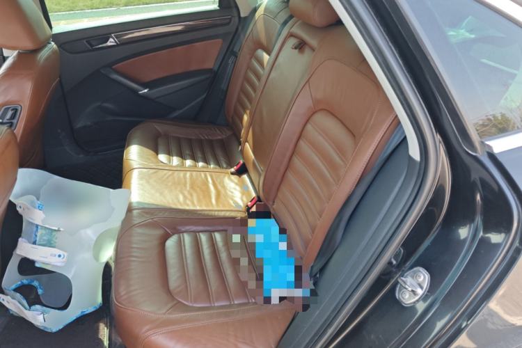 Used Volkswagen Passat 2013 3.0L V6 DSG Flagship Edition Left Rear Seat