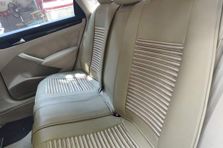 Used Volkswagen Passat 2013 1.8TSI DSG Prestige Edition Left Rear Seat