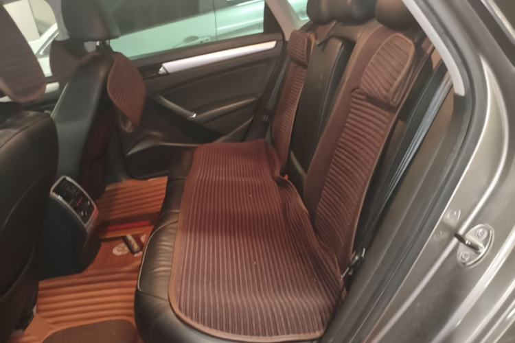 Used Volkswagen Passat 2013 1.8TSI DSG Prestige Edition Left Rear Seat