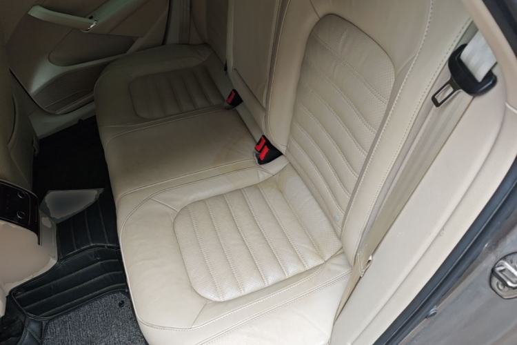 Used Volkswagen Passat 2013 1.8TSI DSG Prestige Edition Left Rear Seat