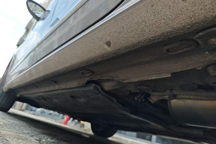 Used Volkswagen Passat 2013 1.8TSI DSG Prestige Edition Left Side Sill