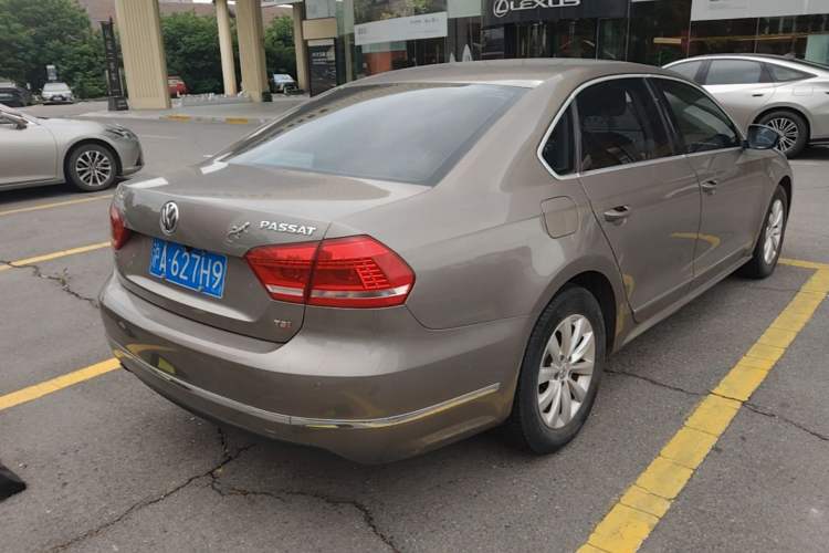 Used Volkswagen Passat 2013 1.8TSI DSG Prestige Edition Rear Right 45 Deg