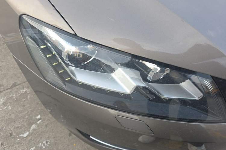 Used Volkswagen Passat 2013 1.8TSI DSG Prestige Edition Right Front Headlight