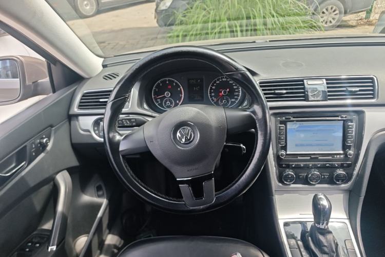Used Volkswagen Passat 2013 1.8TSI DSG Prestige Edition Steering Wheel