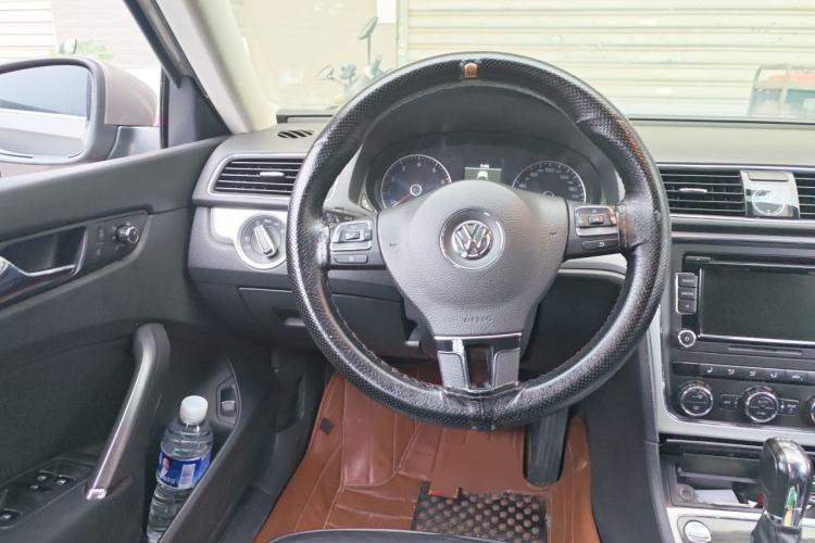 Used Volkswagen Passat 2013 1.8TSI DSG Prestige Edition Steering Wheel