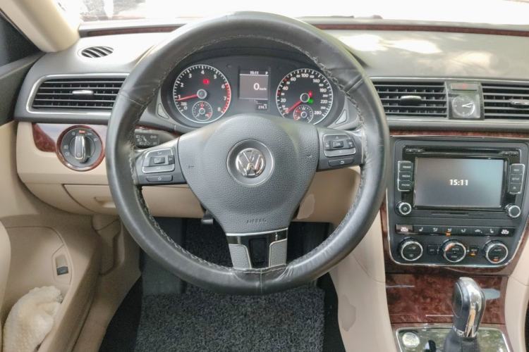 Used Volkswagen Passat 2013 1.8TSI DSG Prestige Edition Steering Wheel