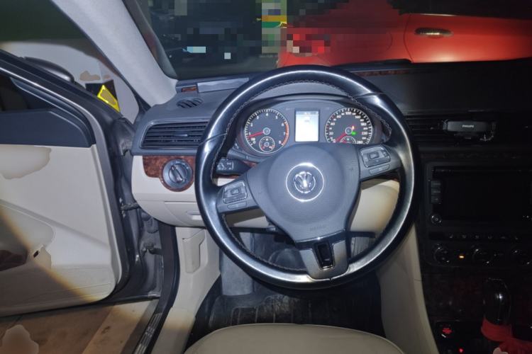 Used Volkswagen Passat 2013 1.8TSI DSG Prestige Edition Steering Wheel
