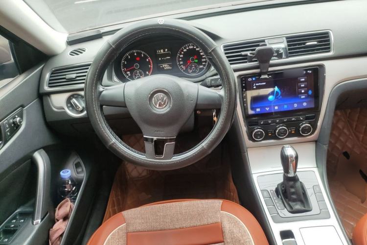 Used Volkswagen Passat 2013 1.8TSI DSG Prestige Edition Steering Wheel