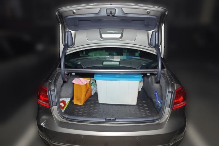 Used Volkswagen Passat 2013 1.8TSI DSG Ultimate Edition Trunk
