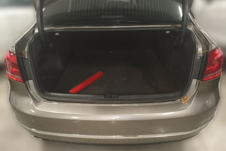 Used Volkswagen Passat 2013 1.8TSI DSG Prestige Edition Trunk
