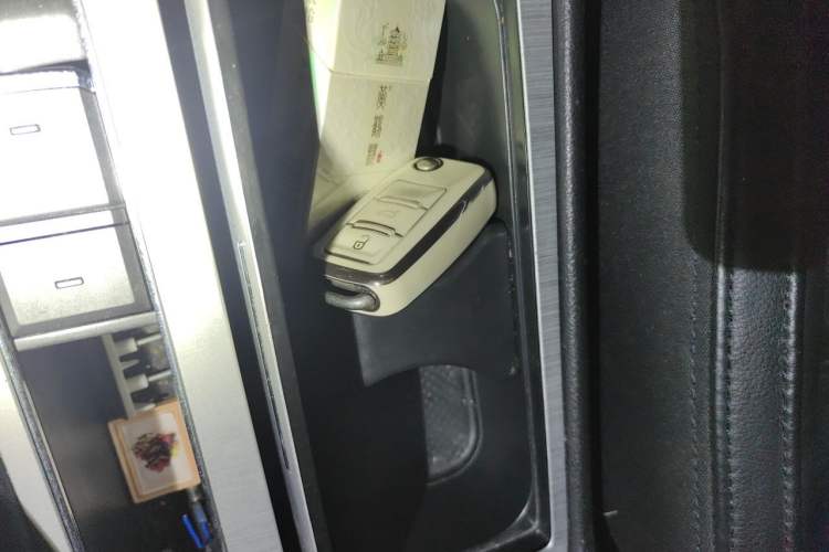 Used Volkswagen Passat 2013 1.8TSI DSG Prestige Edition Vehicle Key