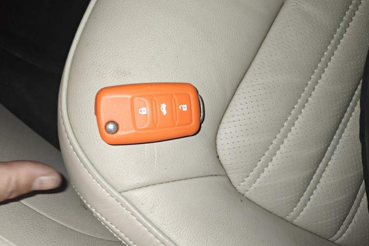 Used Volkswagen Passat 2013 1.8TSI DSG Prestige Edition Vehicle Key