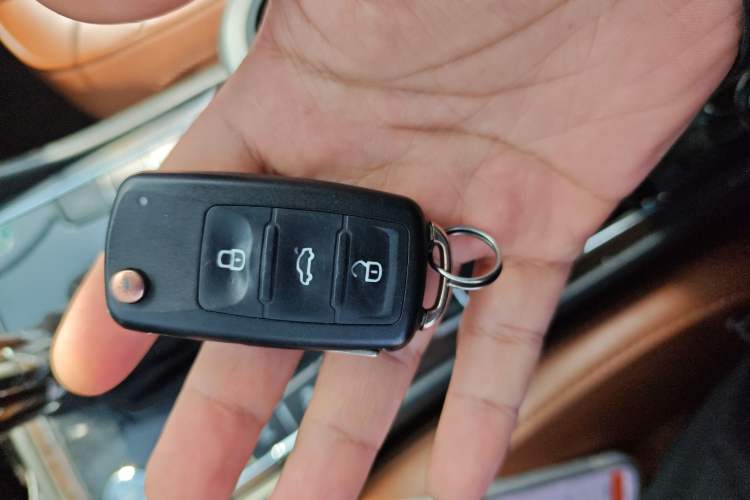 Used Volkswagen Passat 2013 3.0L V6 DSG Flagship Edition Vehicle Key