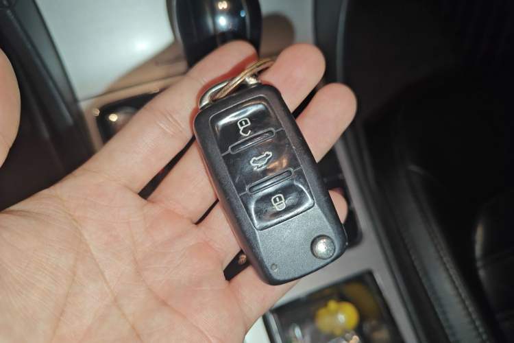 Used Volkswagen Passat 2013 1.8TSI DSG Prestige Edition Vehicle Key