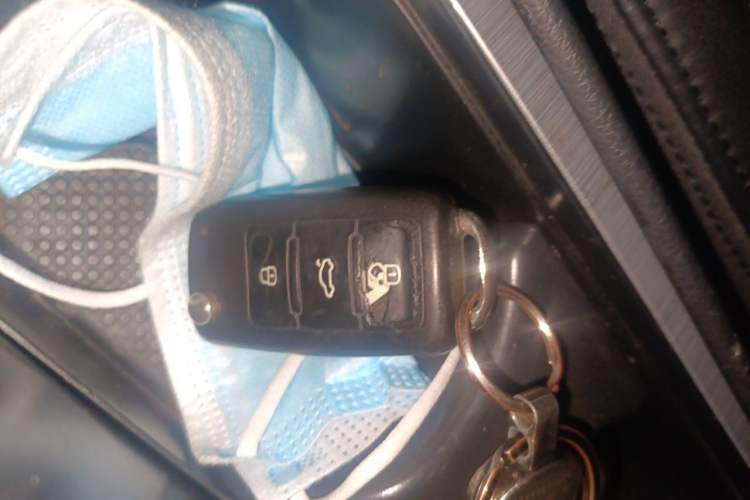 Used Volkswagen Passat 2013 1.8TSI DSG Prestige Edition Vehicle Key