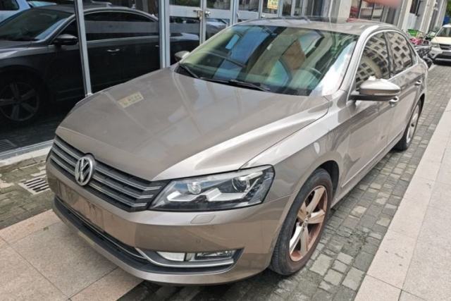 Volkswagen Passat 2013 1.8TSI DSG Prestige Edition usado