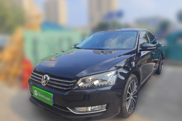 Ojetý Volkswagen Passat 2014 1.8TSI DSG Prestige Navigation Edition