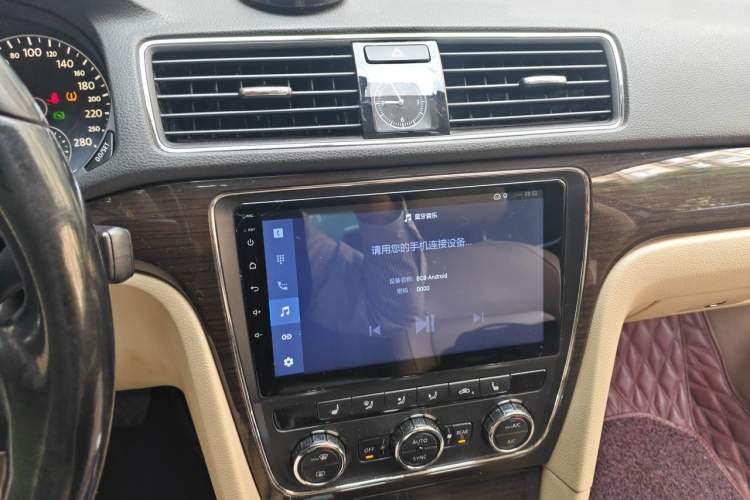 Used Volkswagen Passat 2014 1.8TSI DSG Prestige Edition Audio And AC Panel