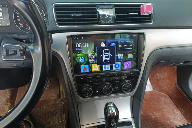 Used Volkswagen Passat 2014 1.8TSI DSG Prestige Edition Audio And AC Panel