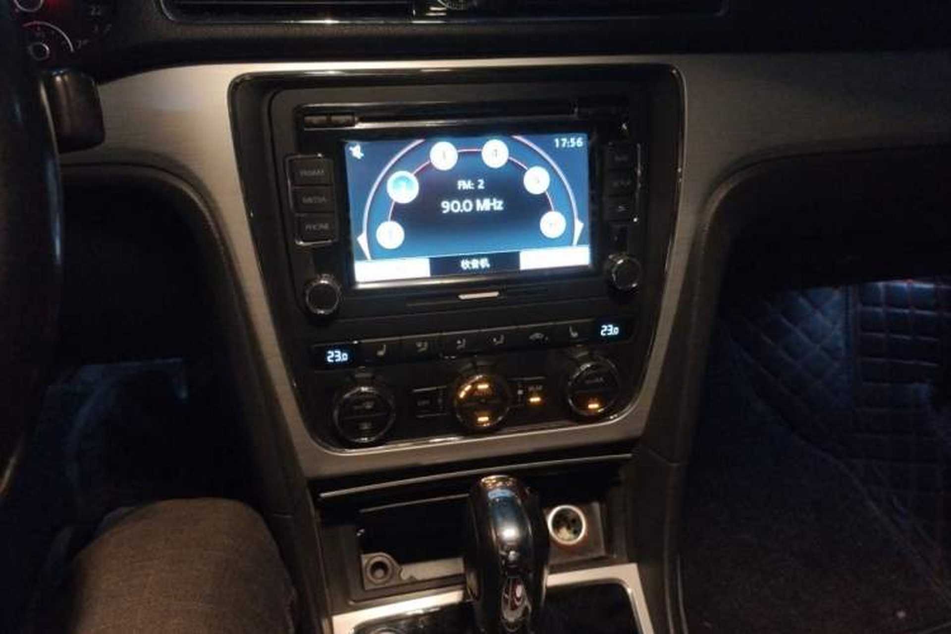 Used Volkswagen Passat 2014 1.8TSI DSG Prestige Navigation Edition Audio And AC Panel