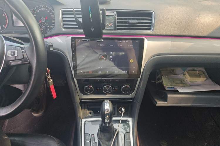 Used Volkswagen Passat 2014 1.4TSI DSG Prestige Edition Audio And AC Panel