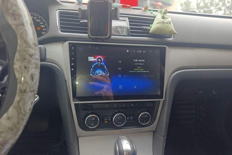 Used Volkswagen Passat 2014 1.4TSI DSG Prestige Edition Audio And AC Panel