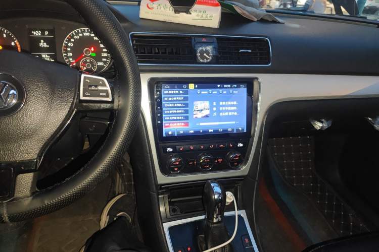 Used Volkswagen Passat 2014 1.8TSI DSG Prestige Edition Audio And AC Panel