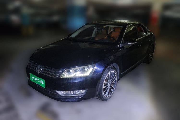 Volkswagen Passat 2014 1.8TSI DSG Prestige Navigation Edition usado Guazi used car, China used car export, Used car for sale, Used cars, Cheapest cars for sale