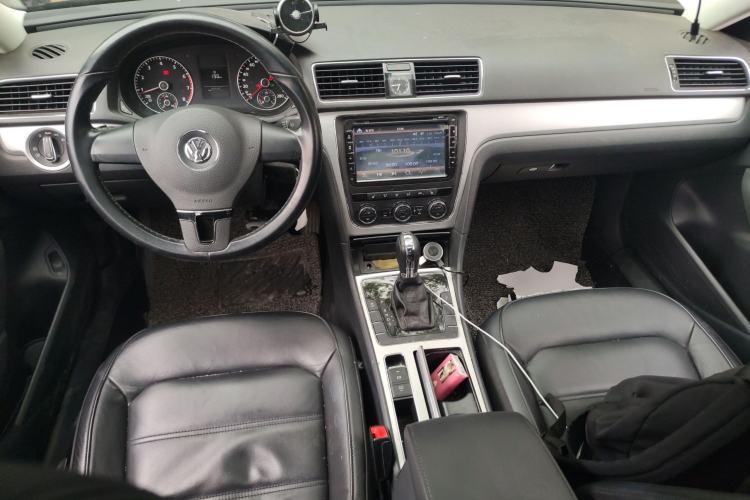 Used Volkswagen Passat 2014 1.8TSI DSG Prestige Edition Center Console