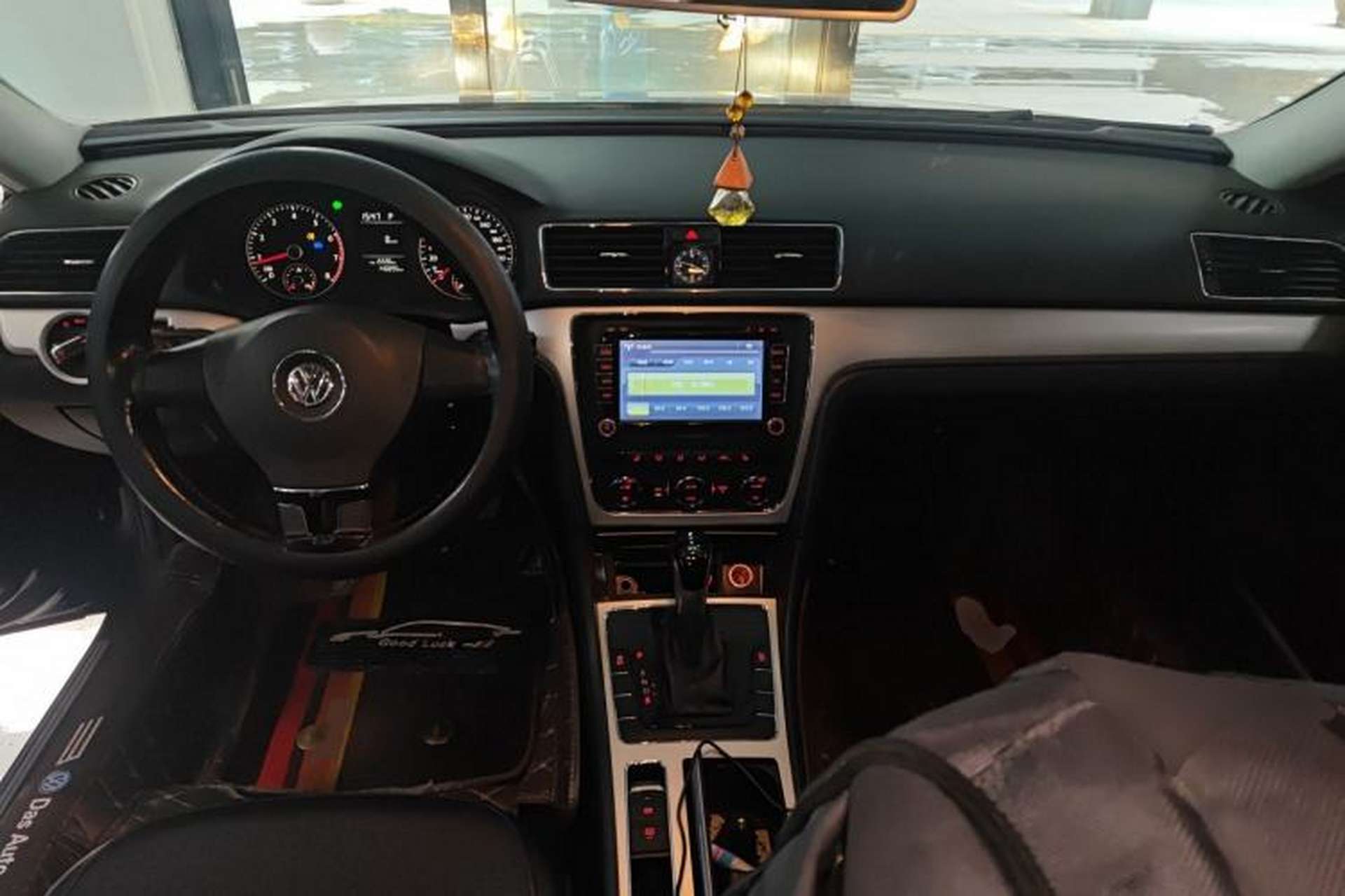 Used Volkswagen Passat 2014 1.8TSI DSG Prestige Edition Center Console