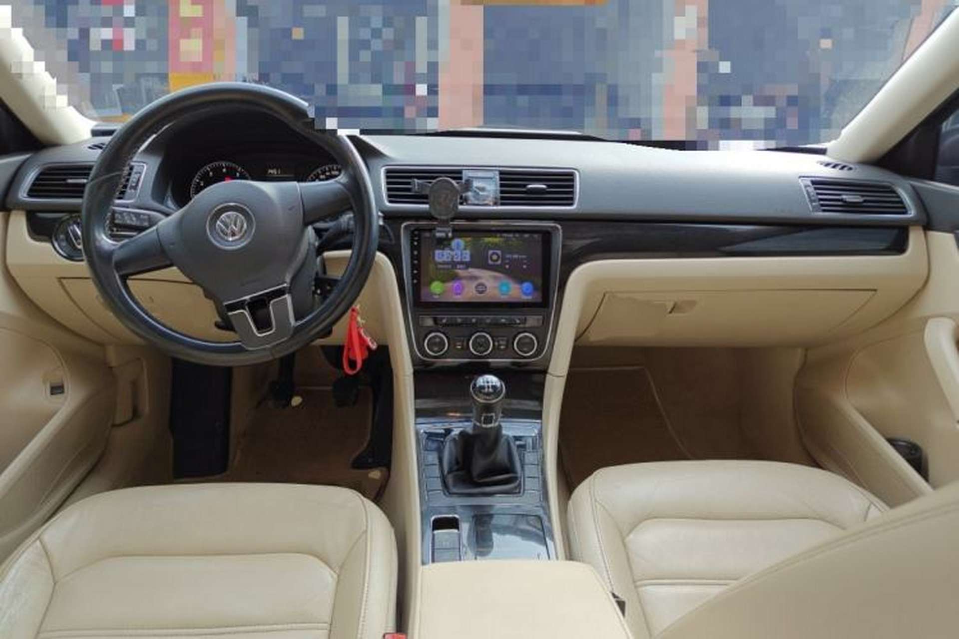 Used Volkswagen Passat 2014 1.4TSI Manual Prestige Edition Center Console