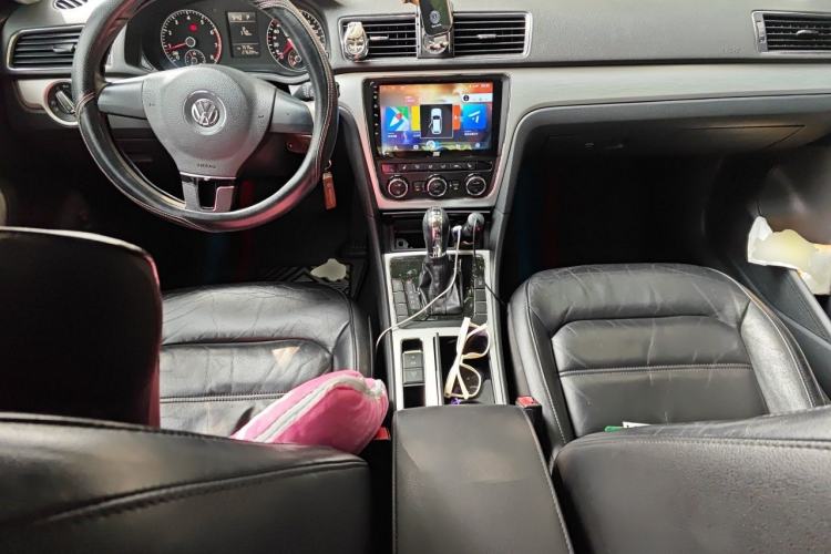 Used Volkswagen Passat 2014 1.8TSI DSG Prestige Edition Center Console