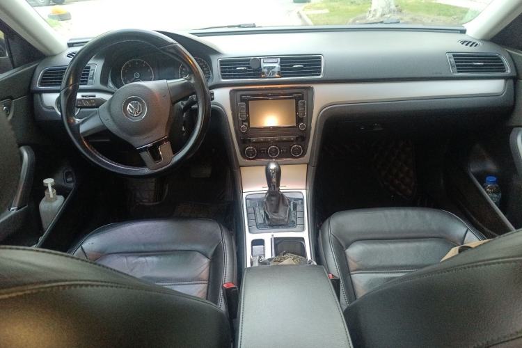 Used Volkswagen Passat 2014 1.8TSI DSG Prestige Edition Center Console