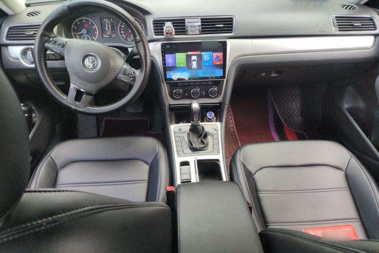 Used Volkswagen Passat 2014 1.8TSI DSG Prestige Edition Center Console