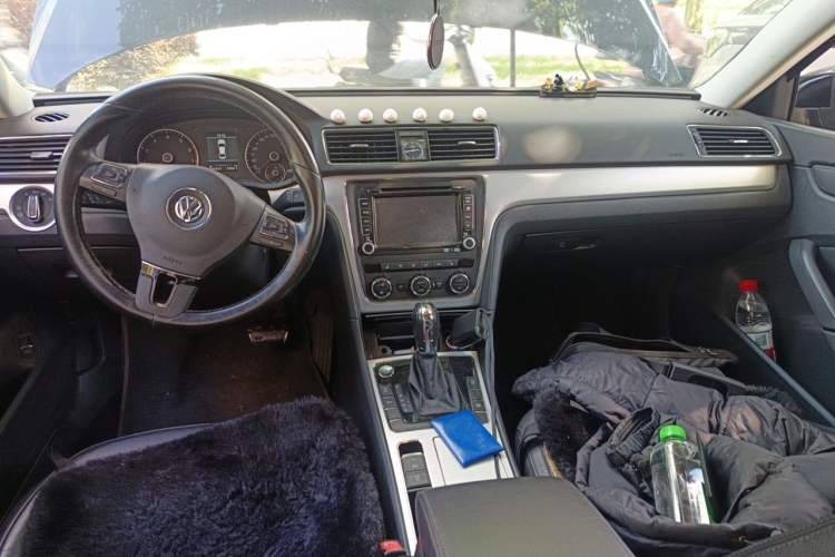 Used Volkswagen Passat 2014 1.8TSI DSG Prestige Edition Center Console