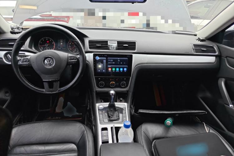 Used Volkswagen Passat 2014 1.8TSI DSG Prestige Edition Center Console